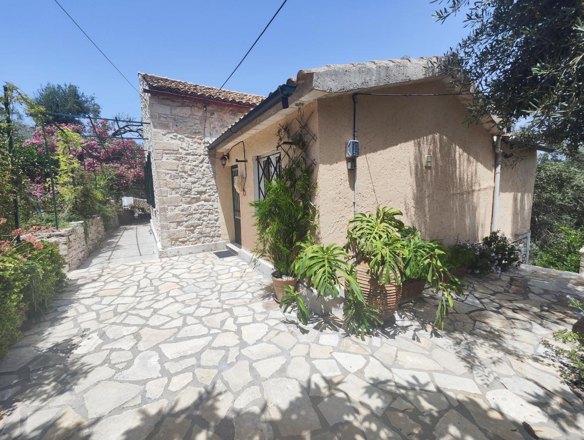 Rania'S Cottage Лакка Экстерьер фото